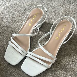 Never been worn! White strapy sandals size 9 perfect for summer!